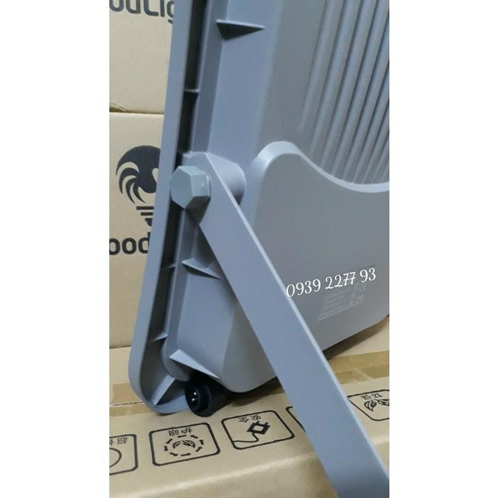 Đèn pha năng lượng mặt trời 100W NP10 chất lượng chính hãng 100% chiếu sáng ngoài trời, chiếu sáng sân vườn