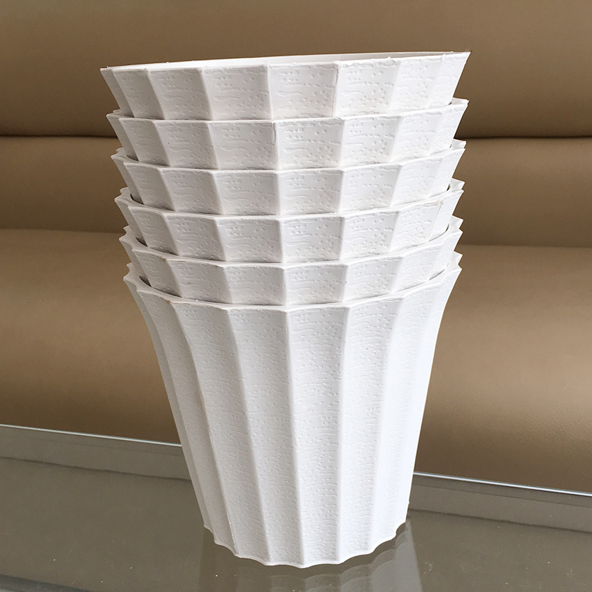Bộ 6 chậu khía nhựa màu trắng size 18x15x12cm