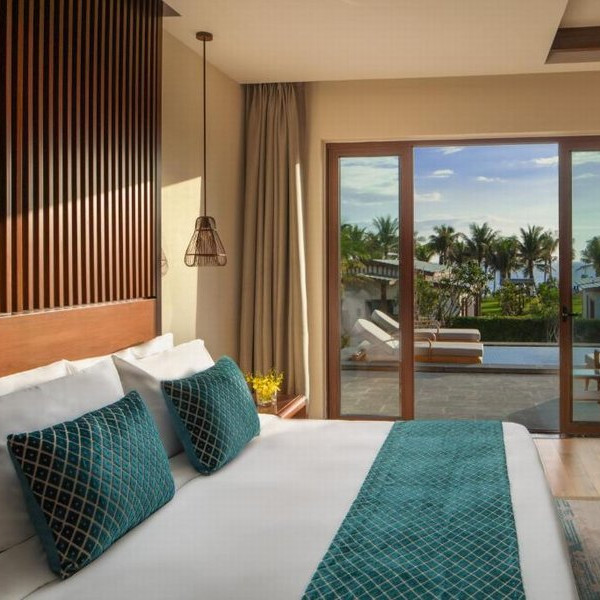 Gói Villa 02 Phòng Ngủ Movenpick Cam Ranh Resort 5* Nha Trang - Hướng Biển, Buffet Sáng, Công Viên Nước, Thưởng Thức Chocolate, Nhiều Hoạt Động Hấp Dẫn, Dành Cho 04 Người Lớn