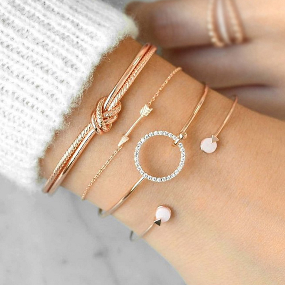 Bộ 4 vòng tay mũi tên phong cách - giao ngẫu nhiên