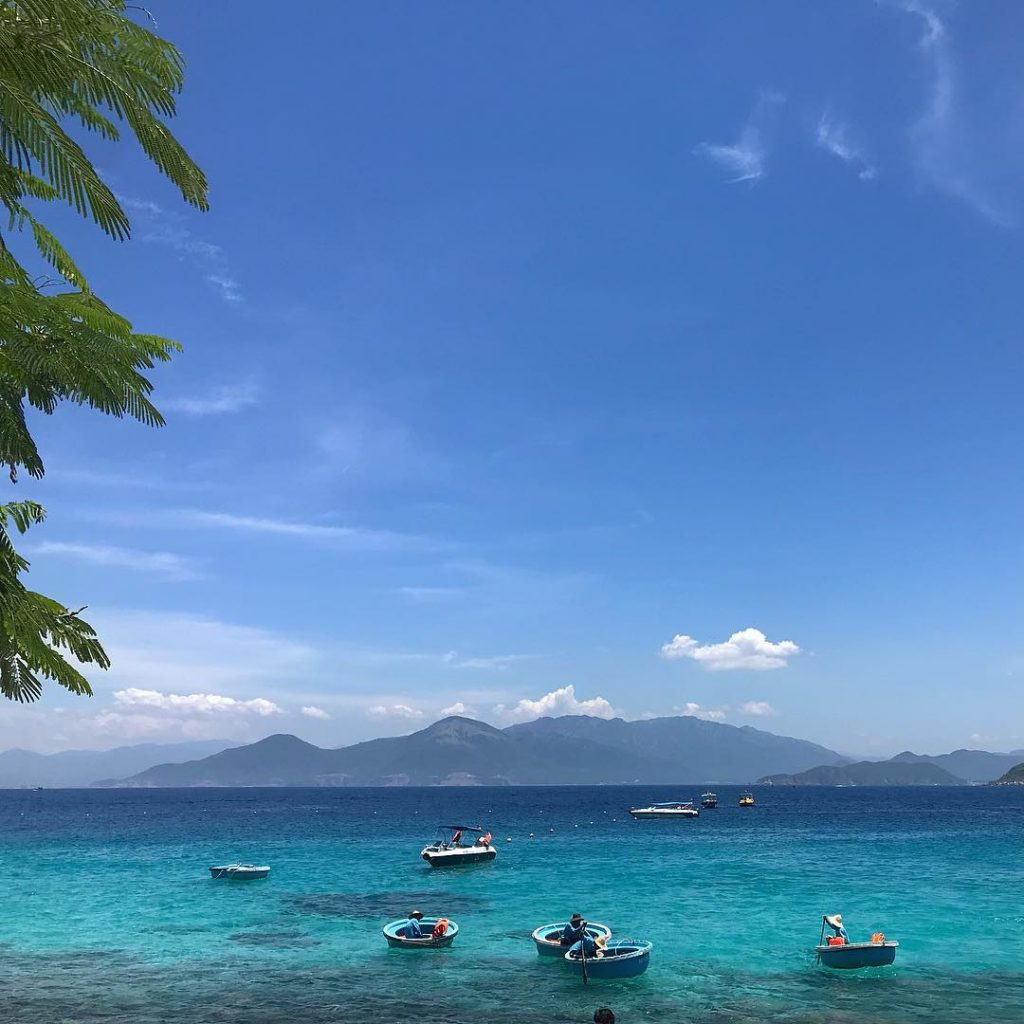 Tour 03 Đảo Nha Trang Bằng Cano, Lặn Ngắm San Hô, Bữa Trưa Trên Bè, Khởi Hành Hàng Ngày