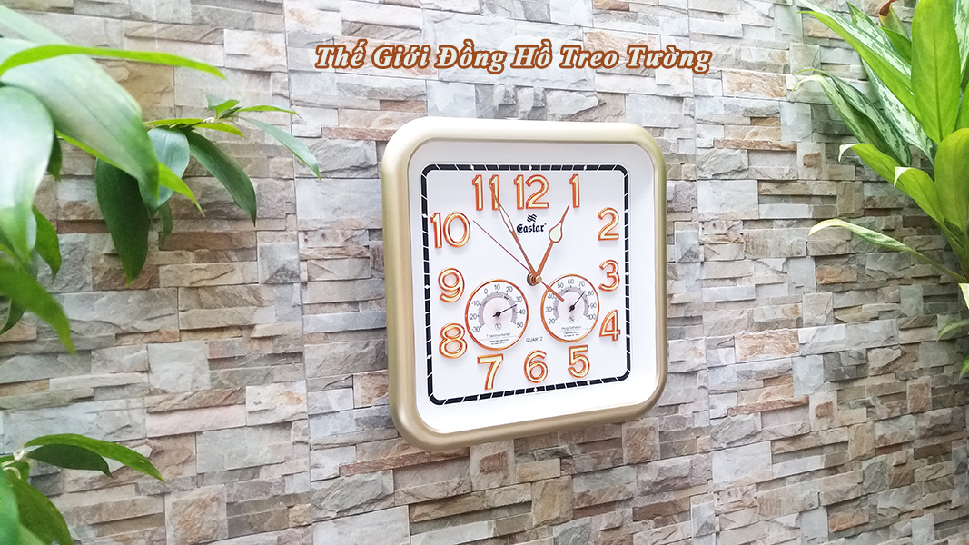 Đồng Hồ Treo Tường EASTAR Cao Cấp Có DẠ QUANG Và NHIỆT ẨM KẾ CƠ (Không Dùng Pin) - Máy Kim Trôi - SỐ NỔI 3D - Hình Vuông Mặt Trắng - Tặng Pin Maxell