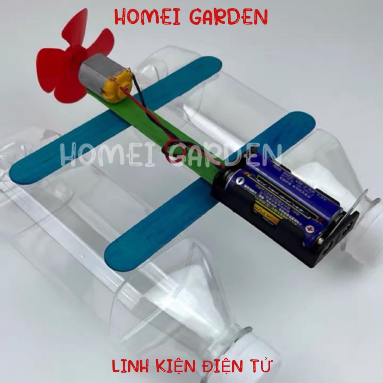 Bộ chế tàu thuyền mini chạy bằng năng lượng gió dùng DIY steam stem gồm motor cánh quạt đế pin kèm pin - HM0195