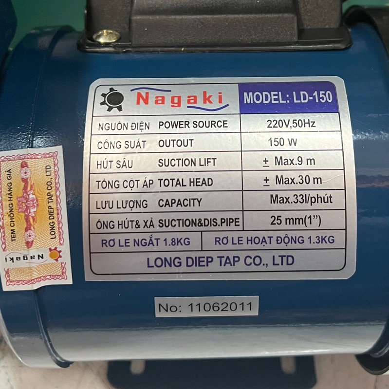 Máy bơm nước chân không 150W cánh đồng Nagaki LD-150 - Bảo hành 1 năm