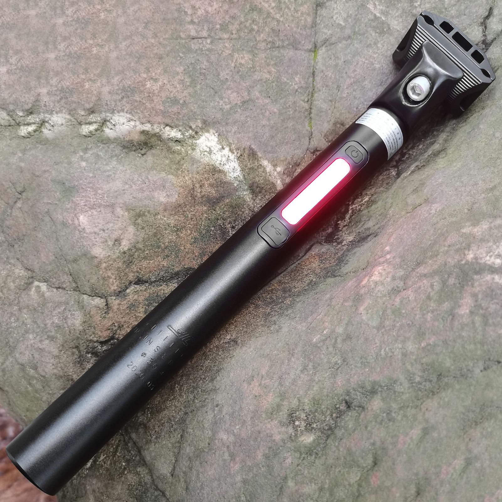 Ống yên xe đạp thông minh kèm đèn led xi nhan có thế sạc lại