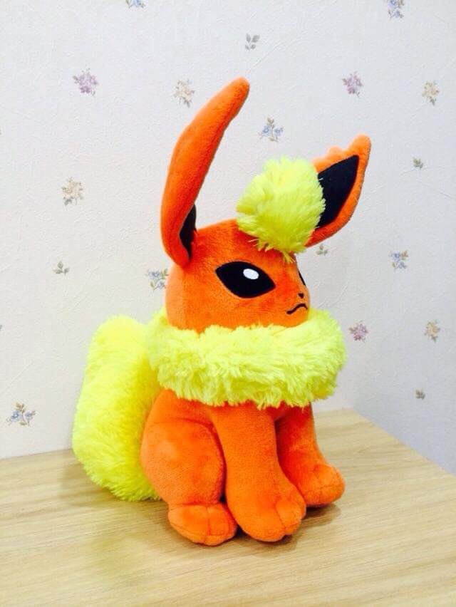 Gấu bông Pokemon Eevee hệ lửa Flareon