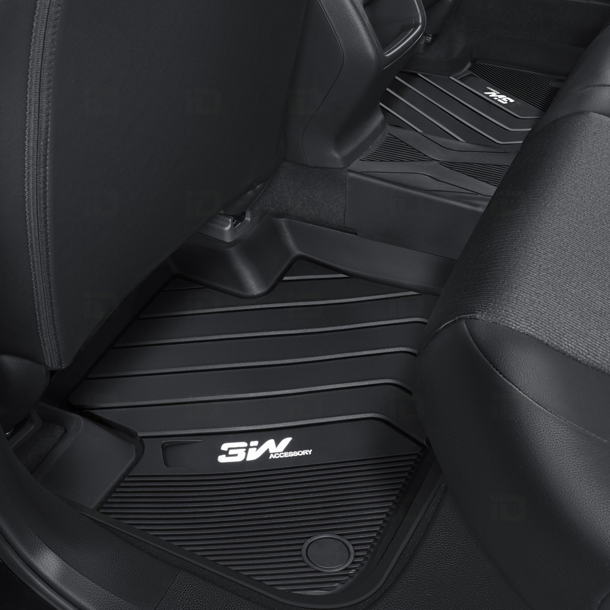 Thảm lót sàn xe ô tô BMW New X6 2019-đến nay nhãn hiệu Macsim 3W - chất liệu nhựa TPE đúc khuôn cao cấp - màu đen