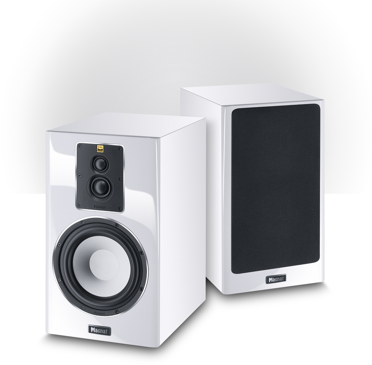 Loa MAGNAT SIGNATURE 703- New 100%