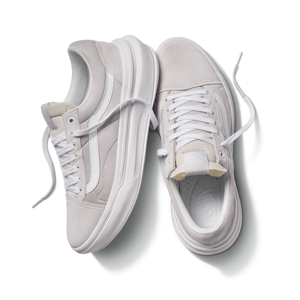 Giày Vans Old Skool Overt CC VN0A7Q5ELGX