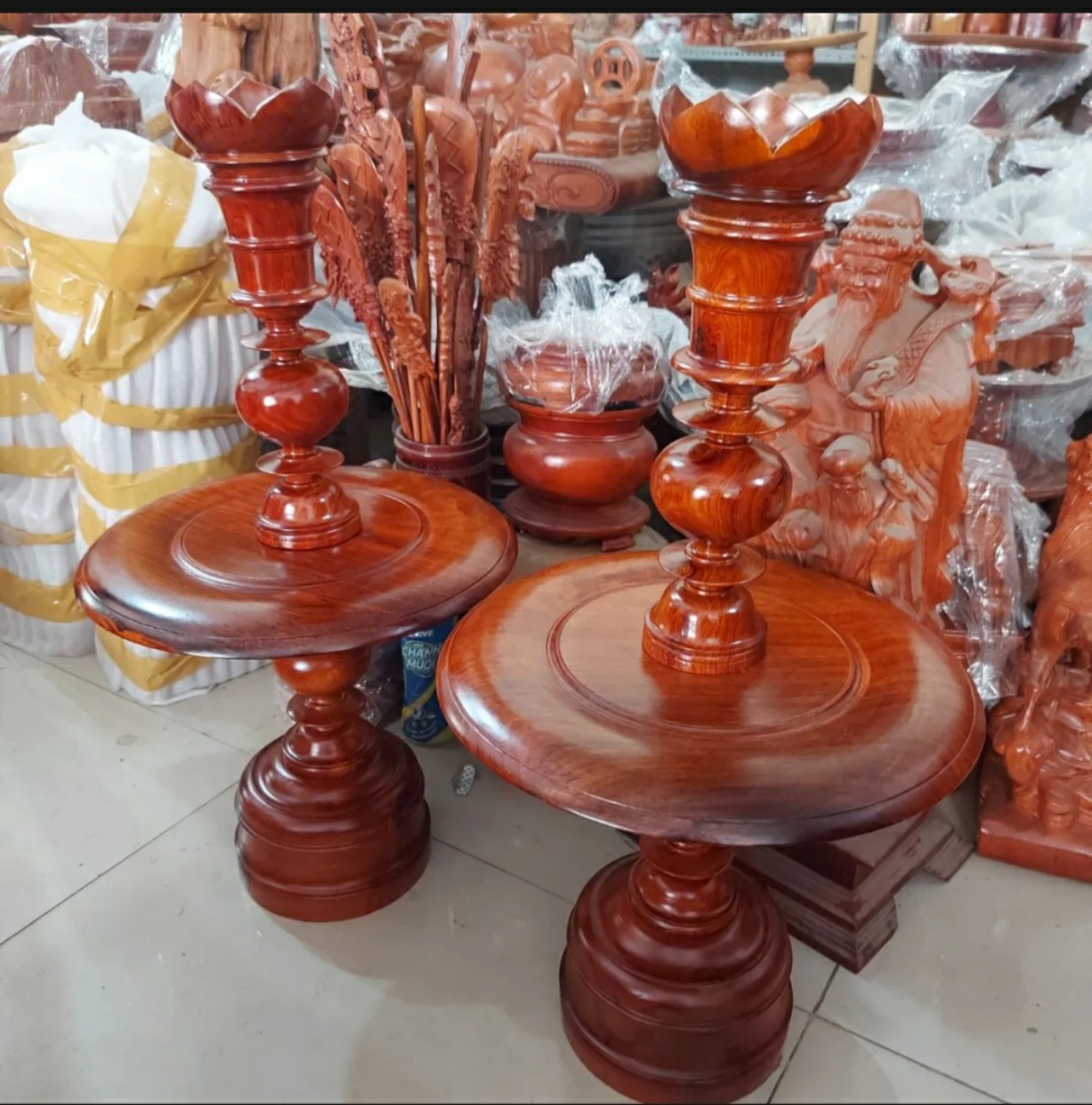 Cặp chân đèn gỗ hương,cặp chân đèn thờ gôc hương cao 50 m