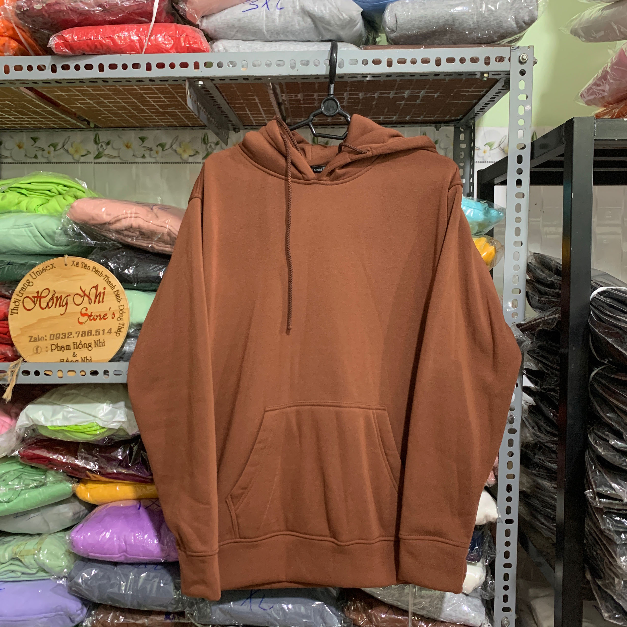 Áo Hoodie Trơn Màu Nâu Cao Cấp Dáng Rộng Unisex Nam Nữ Mặc Được - MM