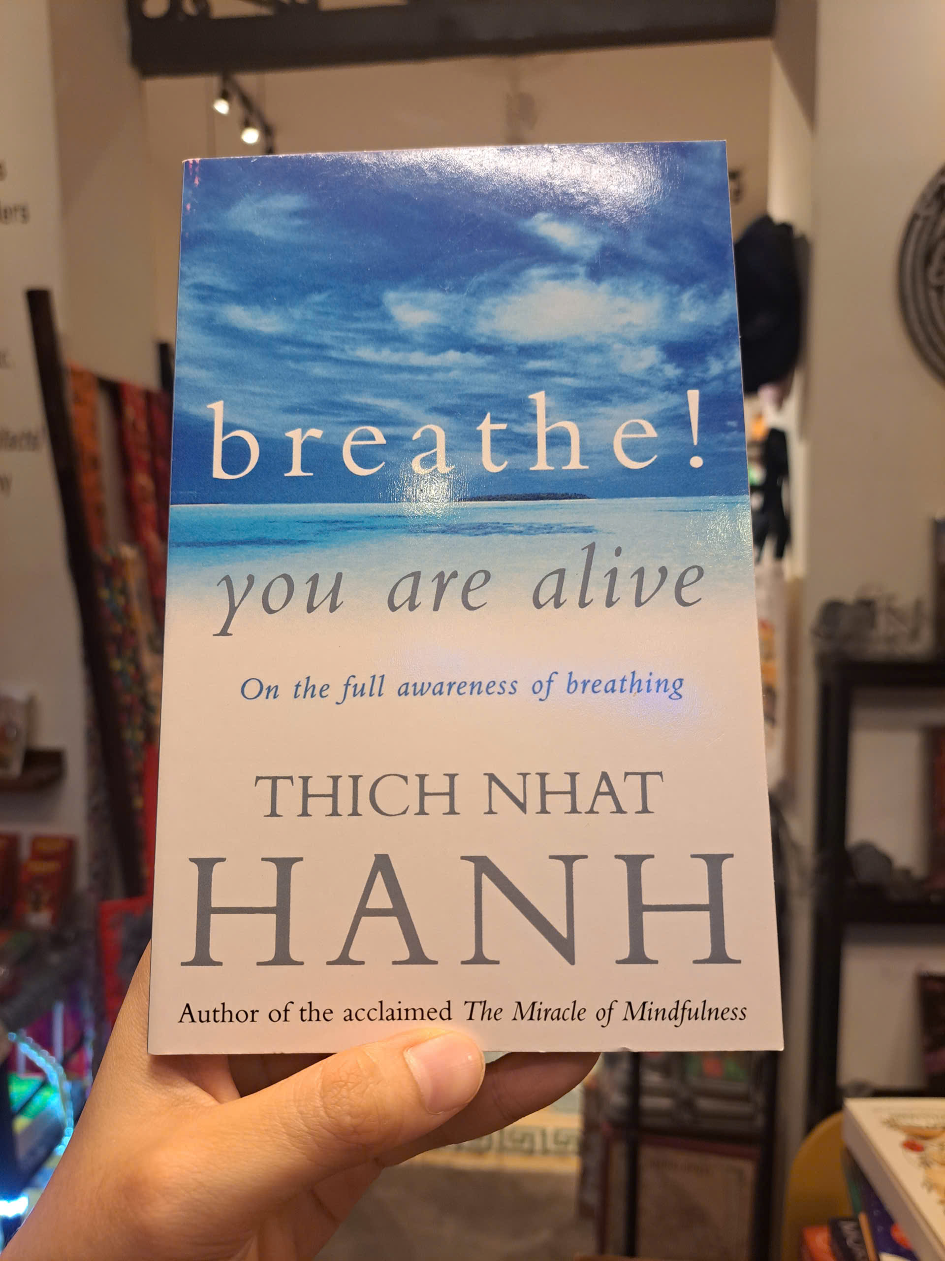 Sách - Breathe! You Are Alive by Thich Nhat Hanh | Religion / Phật giáo / Ngoại văn Nhập khẩu