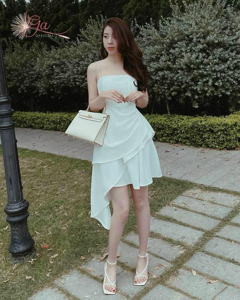 Đầm Dự Tiệc Trắng Tà Chéo 2 Dây Nhún Eo Chất Liệu Lụa Mềm Mịn Thiết Kế Sang Chảnh