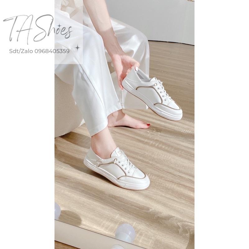 Giày slip on màu trắng be viền nâu siêu xinh dễ mang ko cần xỏ siêu tiện lợi, êm mềm phối mọi đồ