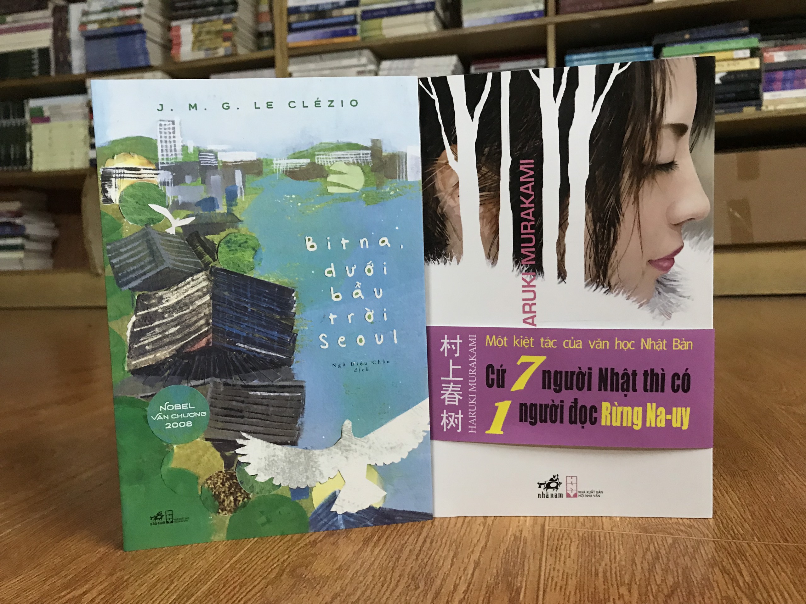 Combo sách hay: Rừng Nauy + Bitna dưới bầu trời Seoul (tặng kèm bookmark)