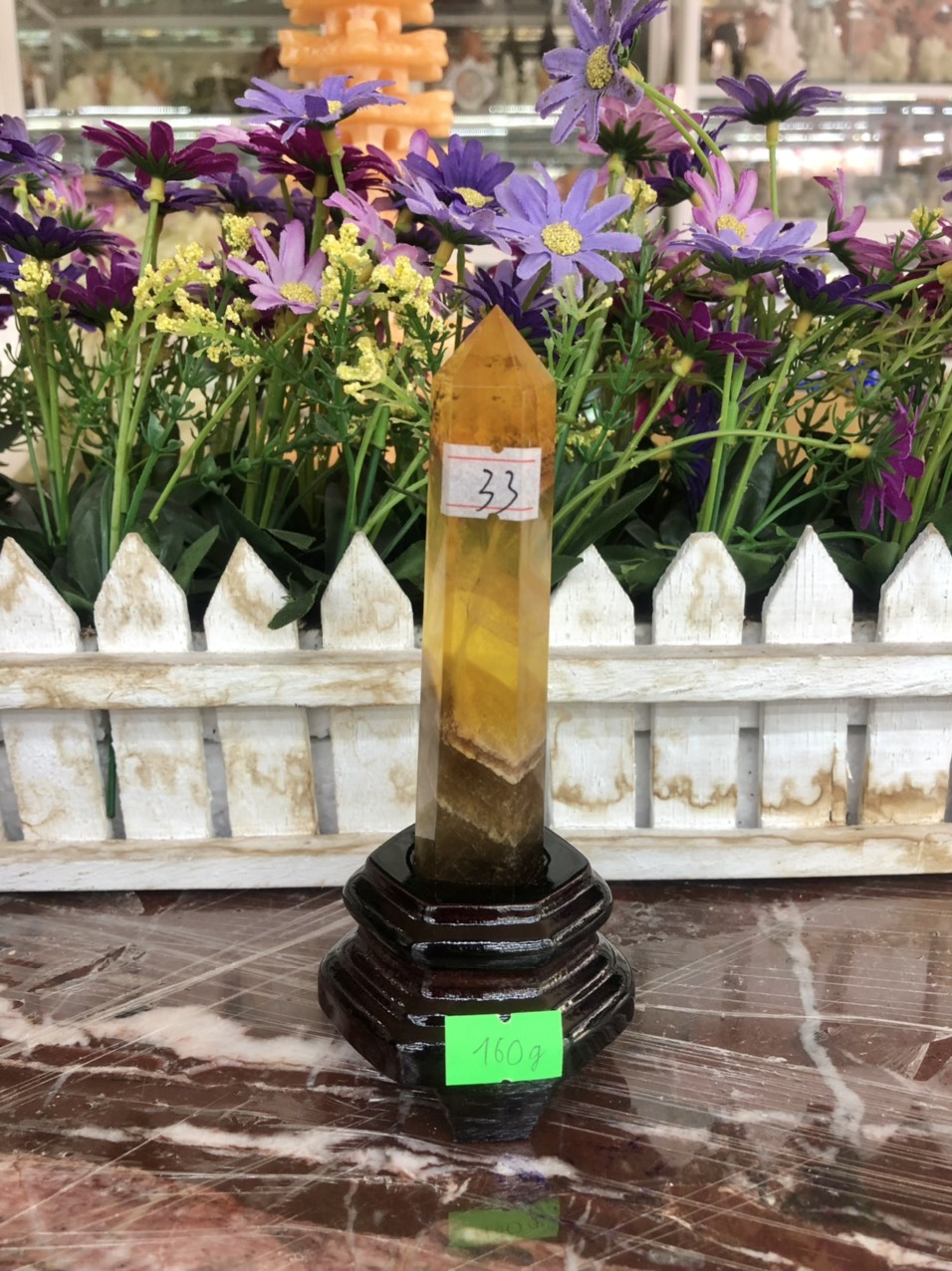 Trụ đá phong thủy trấn trạch đá Fluorite vàng trổ bông tím