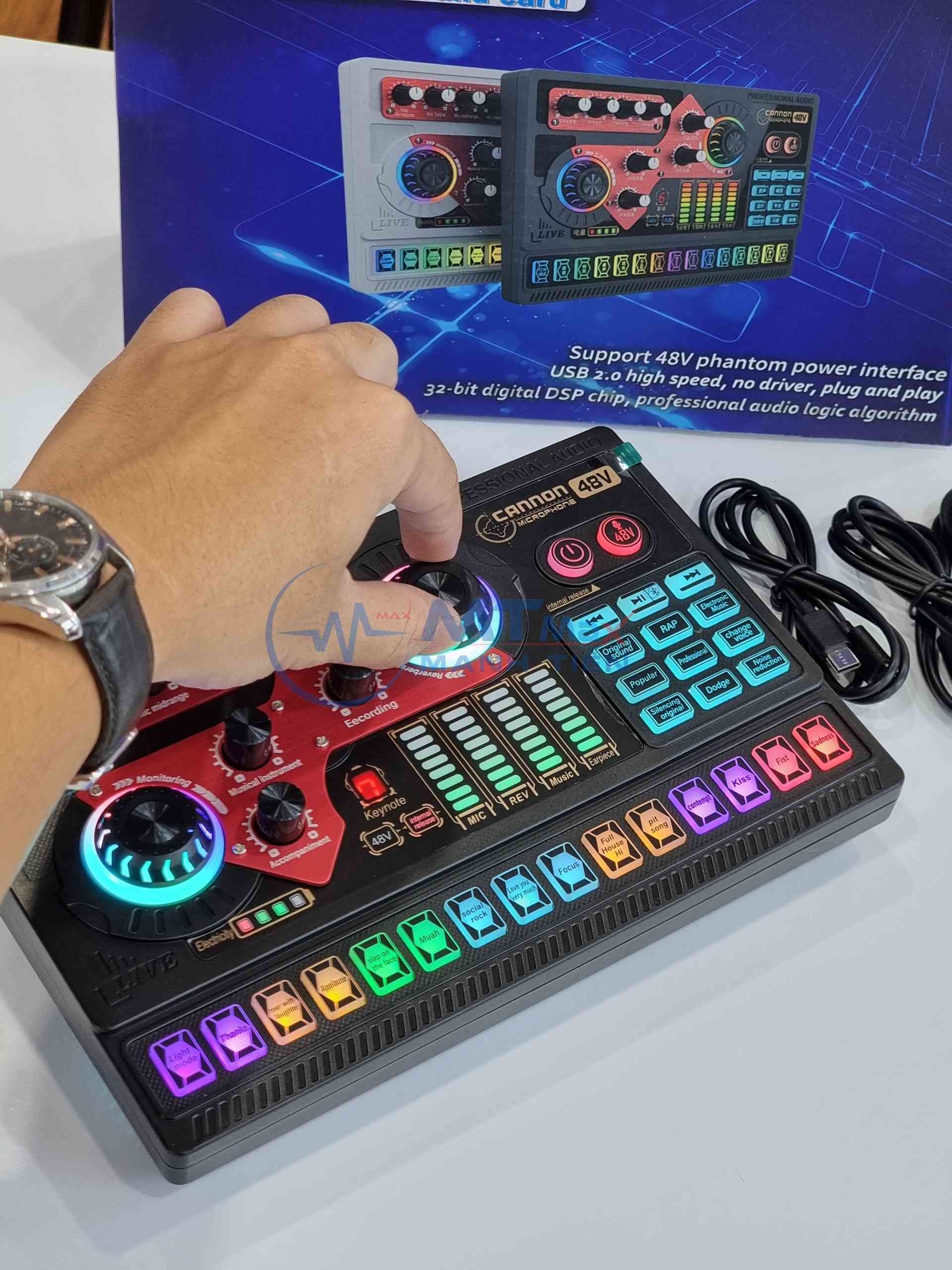 SoundCard X5 mới 2023: Hỗ trợ Auto-tune, Bluetooth, Pin sạc, Đèn LED và nhiều hiệu ứng âm thanh đa dạng