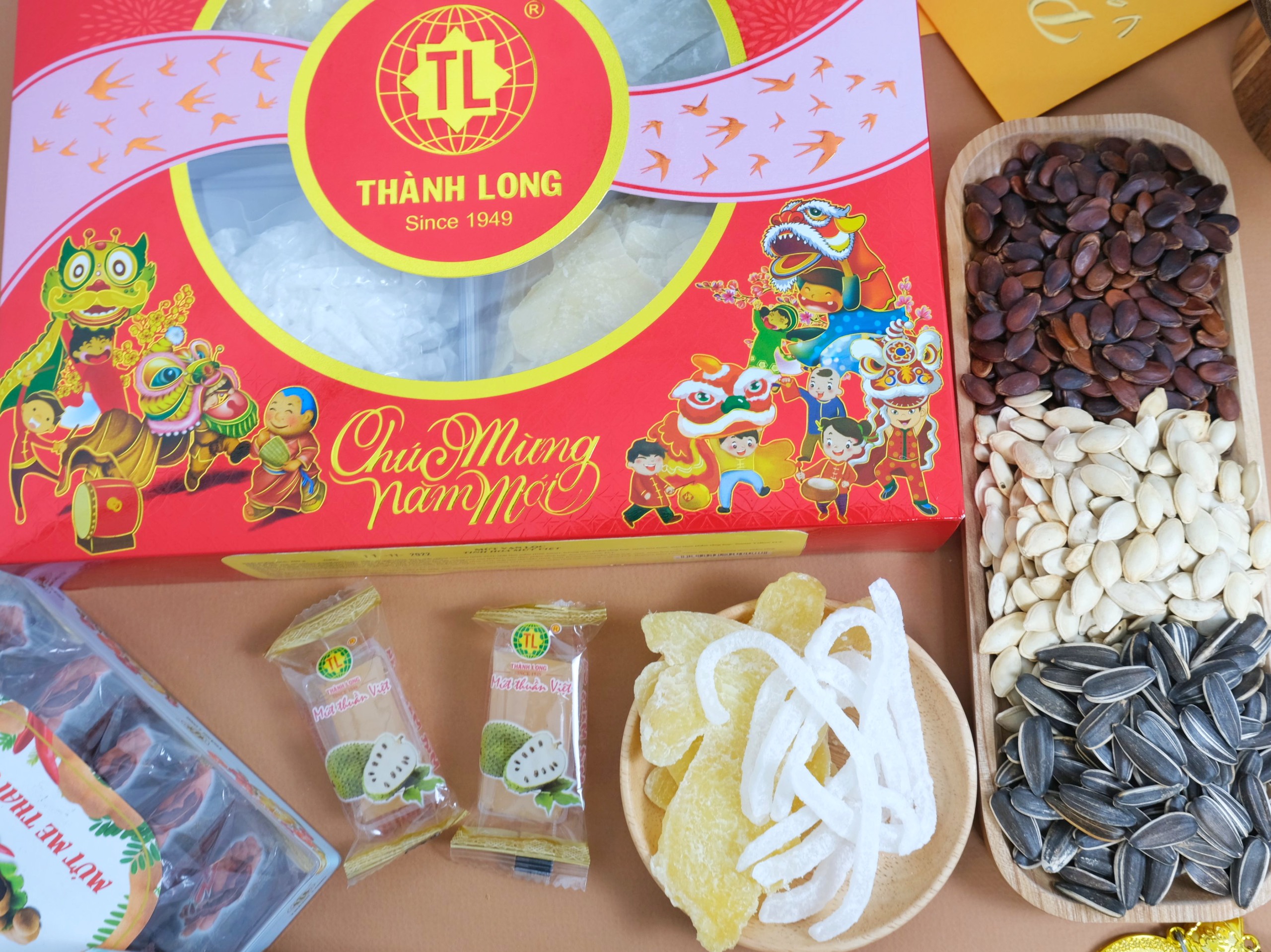 HỘP MỨT THẬP CẨM VẠN LỘC THÀNH LONG 500G