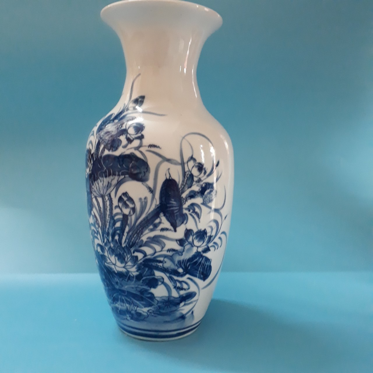 Cặp Bình hoa sứ bát tràng họa tiết cá chép, hoa sen 32cm