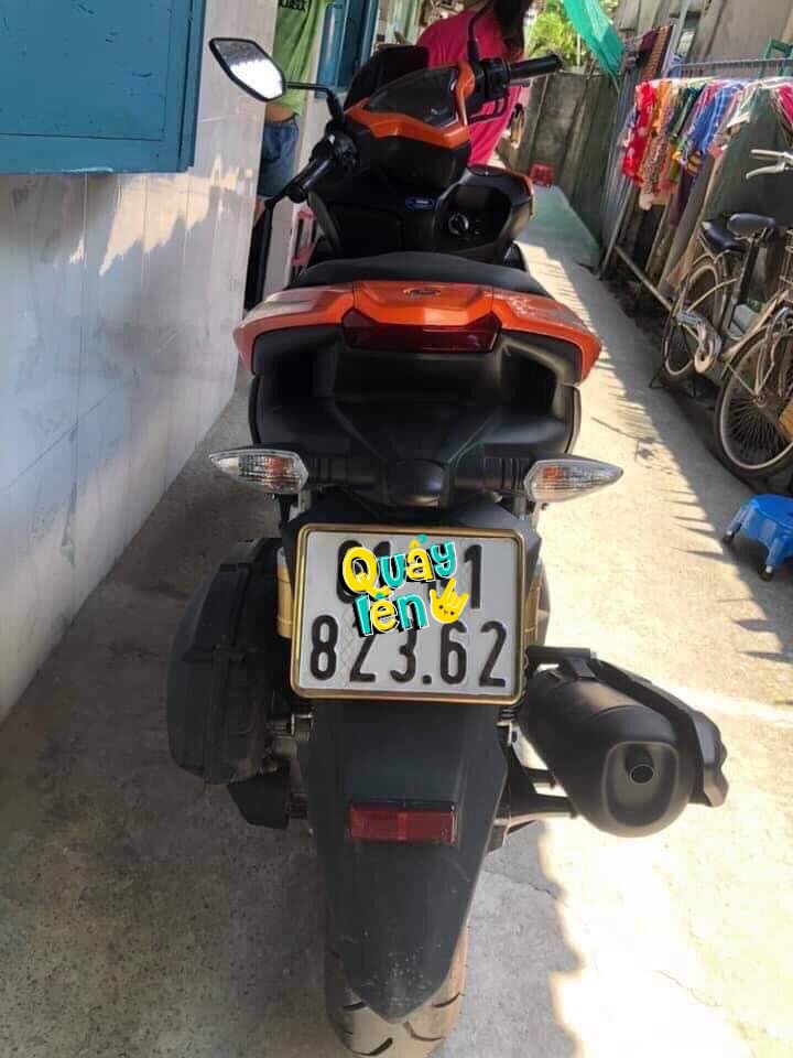 BỘ ỐP BIỂN SỐ XE MÁY