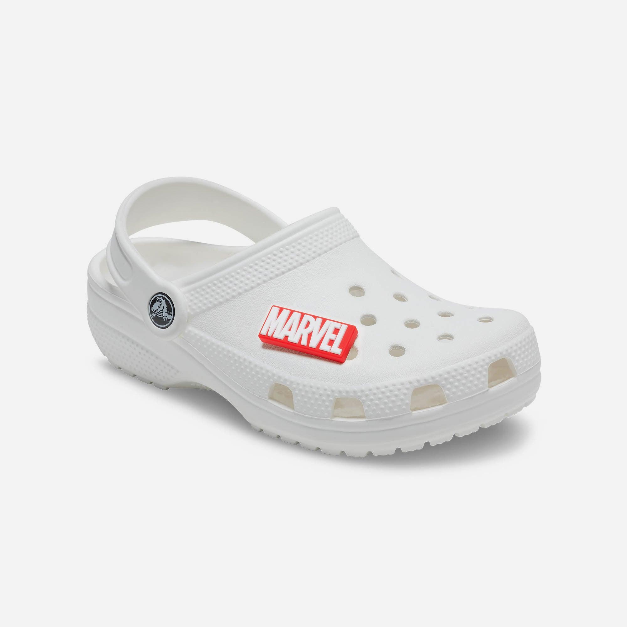 Huy hiệu jibbitz unisex Crocs Marvel Logo - 10009096