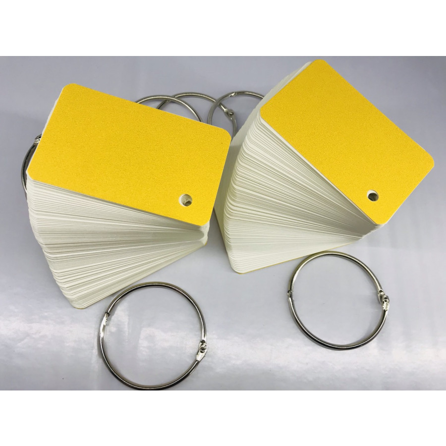 200 Thẻ Flashcard Trắng 5x8cm Dày Giấy Ivory 350gms Kèm Khoen Bìa - Giao Màu Ngẫu Nhiên