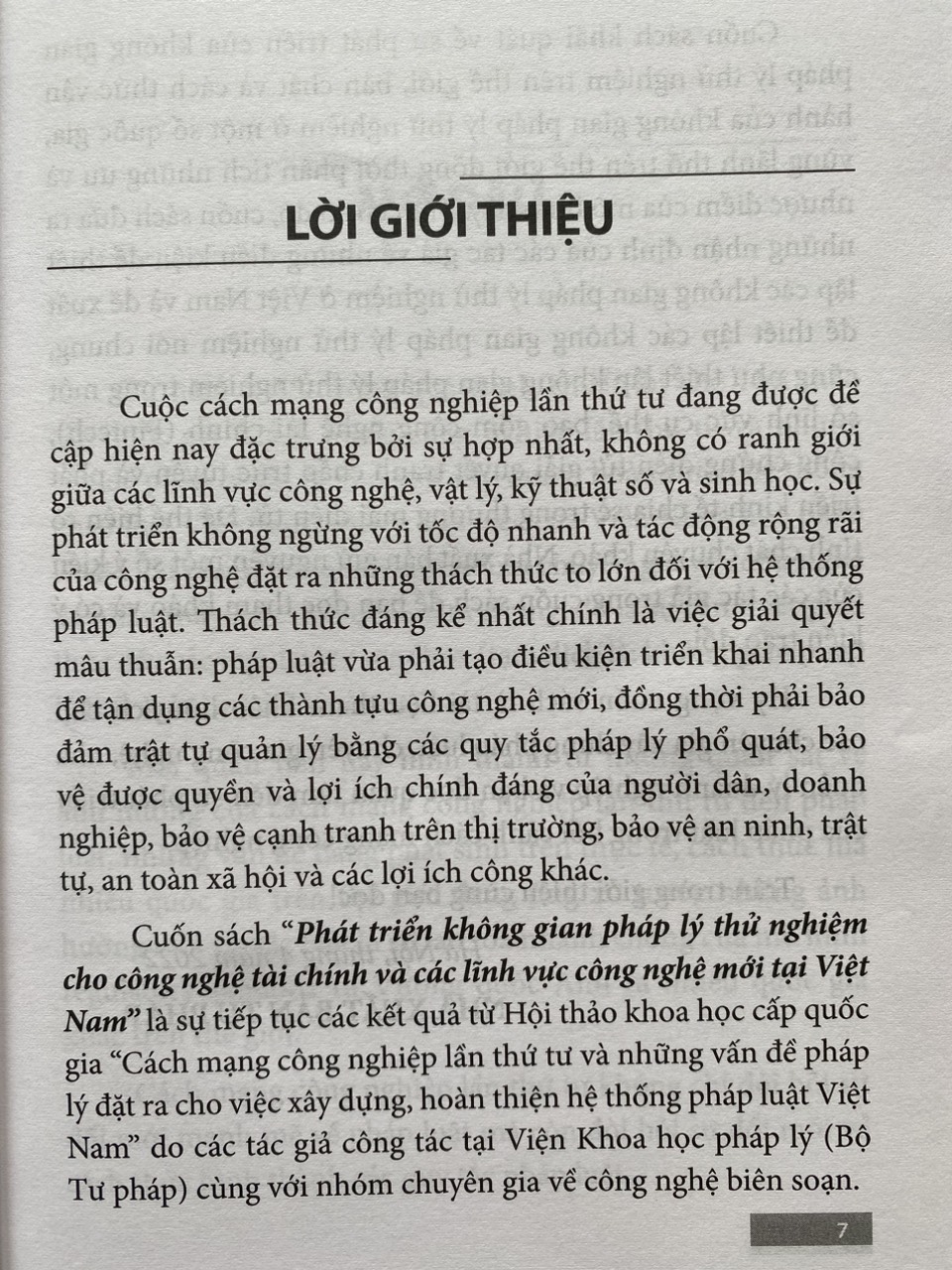 Phát Triển Không Gian Pháp Lý Thử Nghiệm Cho Công Nghệ Tài Chính và Các Lĩnh Vực Công Nghệ Mới Tại Việt Nam