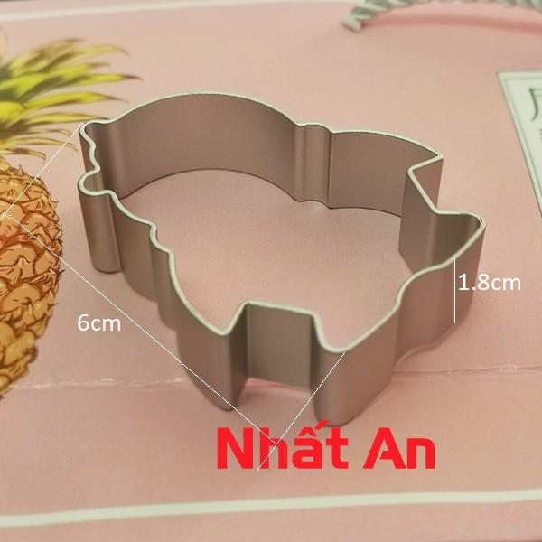 Khuôn nhấn bánh dứa hình Chim cánh cụt