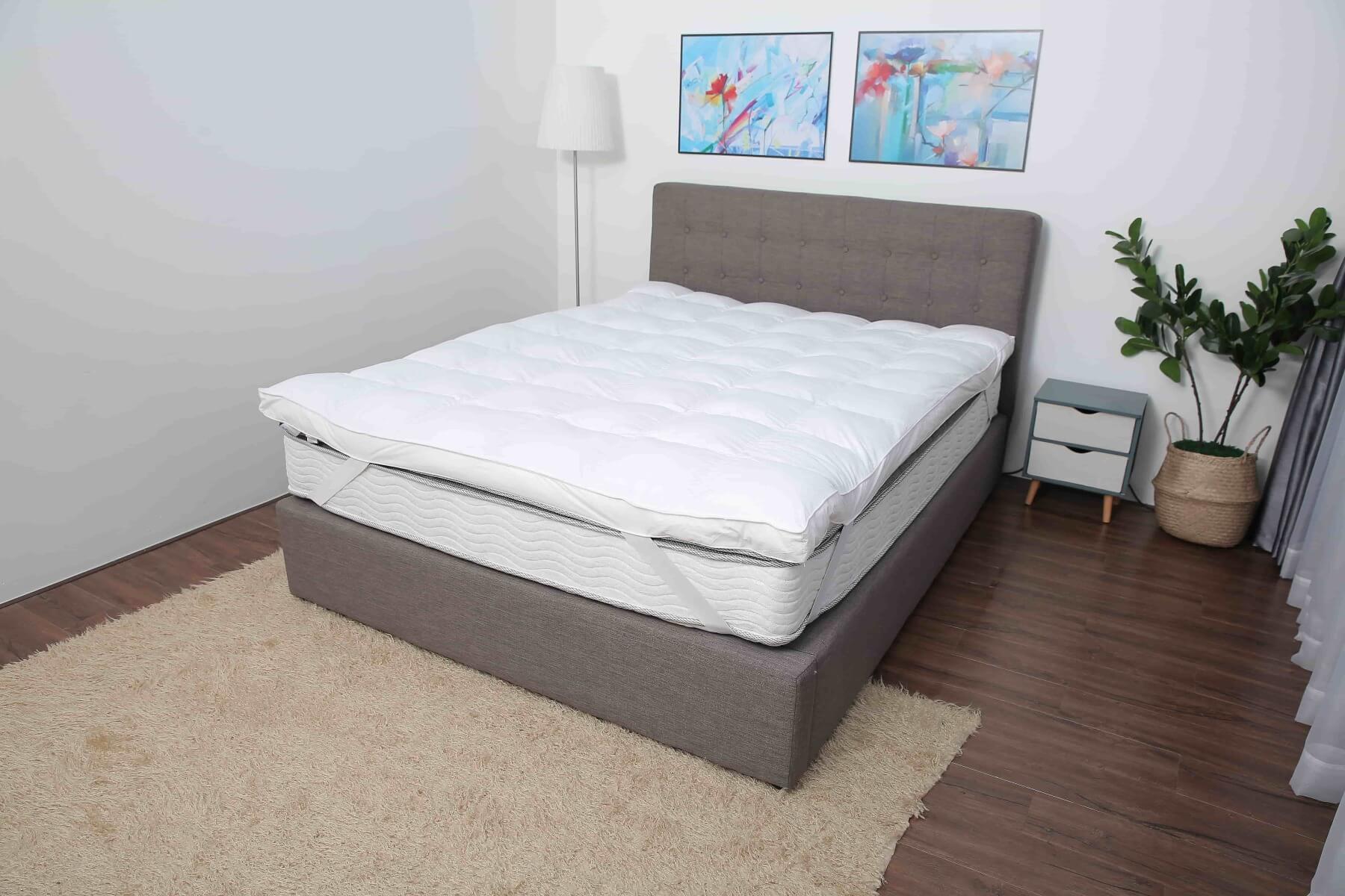 Topper cao cấp Microfiber Doona dày 7cm êm ái, bồng bềnh, kháng khuẩn hiệu quả