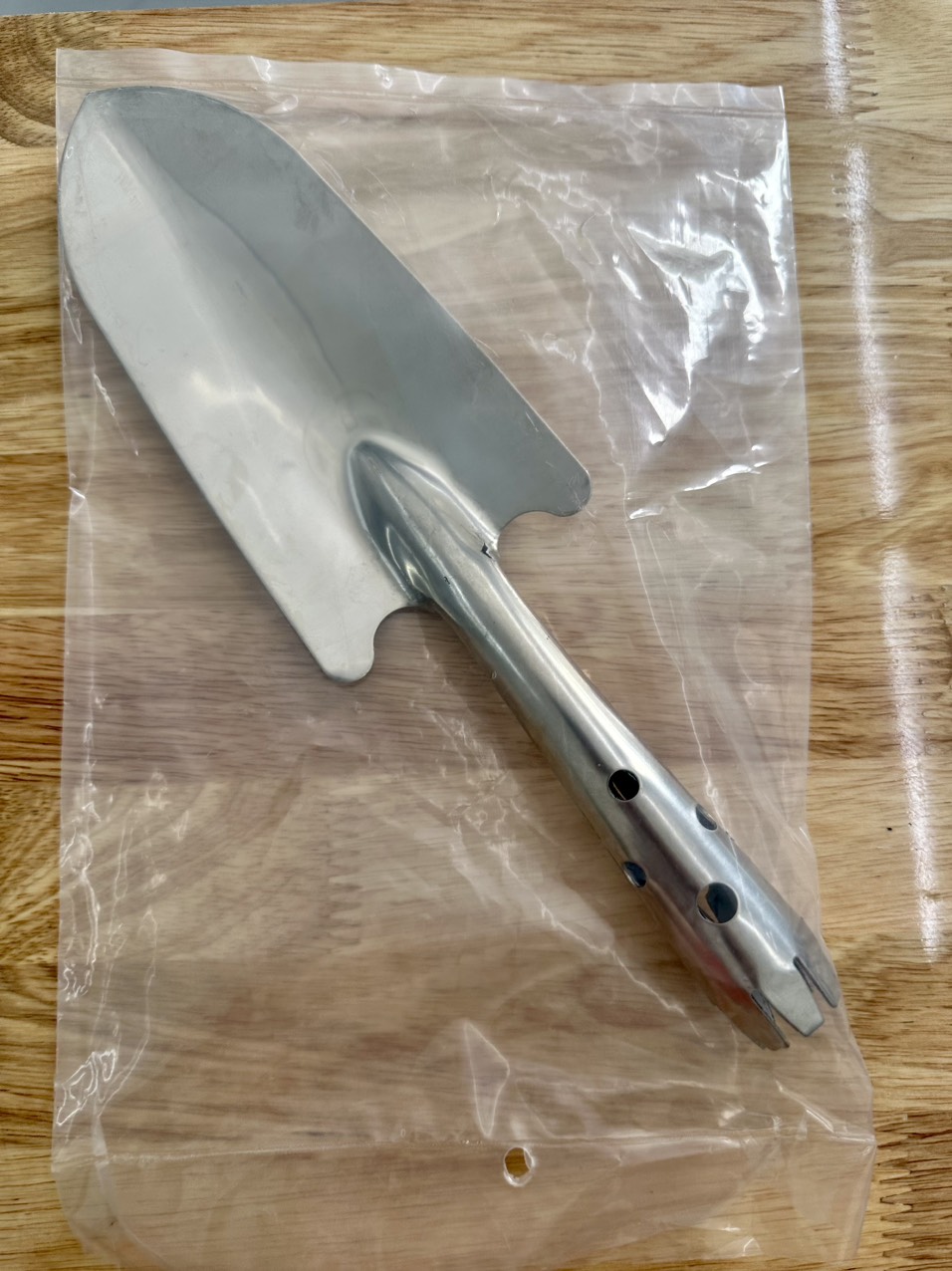 Xẻng làm vườn chuyên dùng cào đất xới đất cán dài 28-33cm bền bỉ