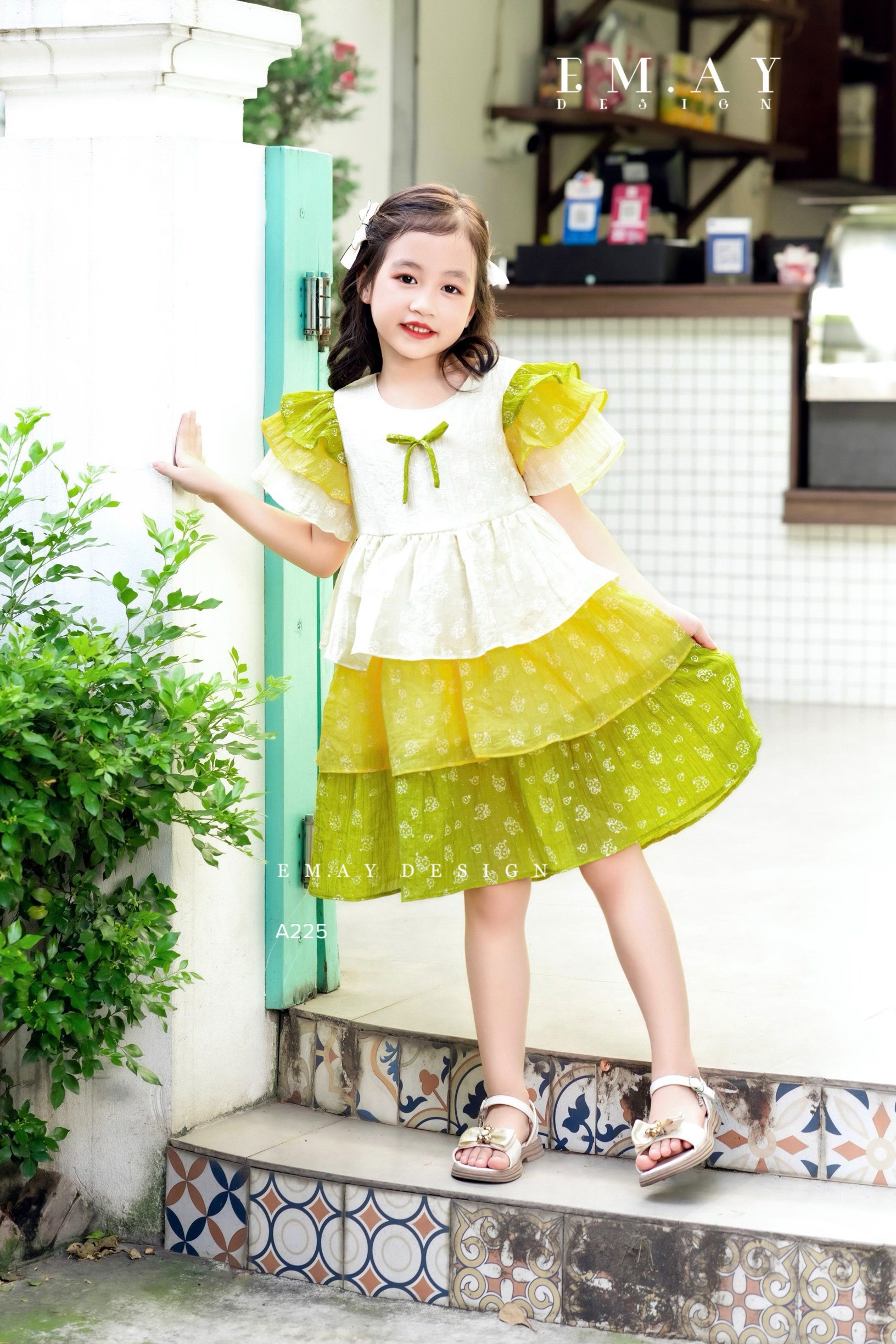 Đầm babydoll tầng cho bé gái xinh xắn từ 12-35kg hàng thiết kế