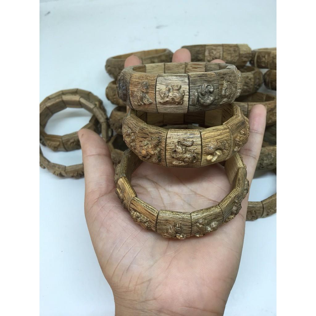 Vòng tay trầm hương 12 con giáp
