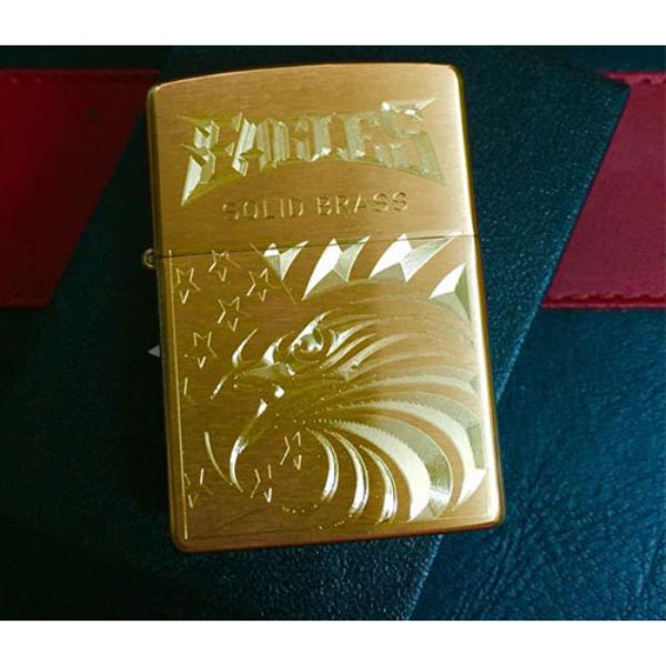 Bật Lửa Zippo khắc Đại Bàng 06 – Zippo 204.DB06