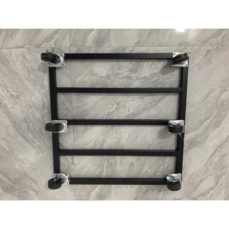 Kệ giá đỡ chậu hoa, chậu cây kích thước 50x50cm bằng sắt sơn tĩnh điện có bánh xe di chuyển tiện lợi