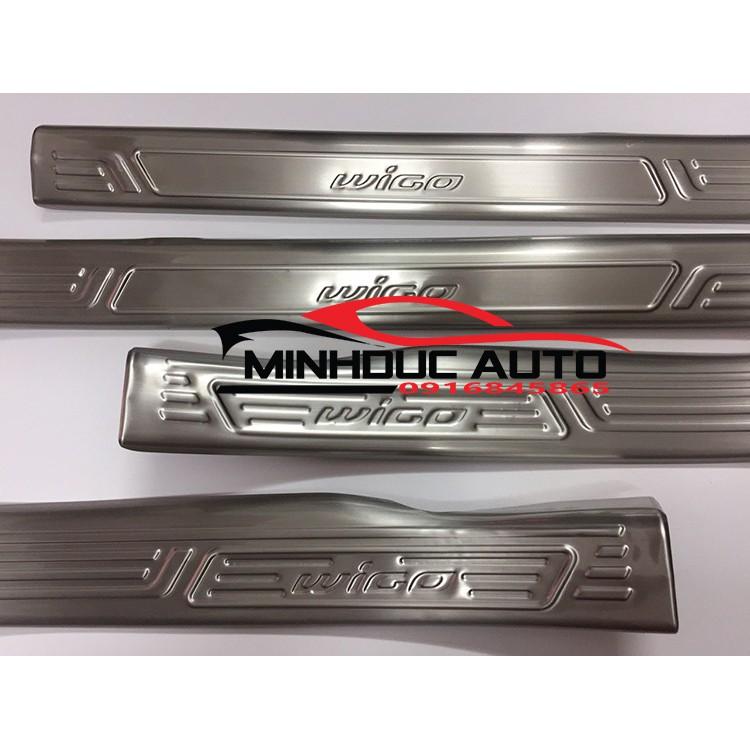Bộ 4 Ốp bậc trong xe WIGO