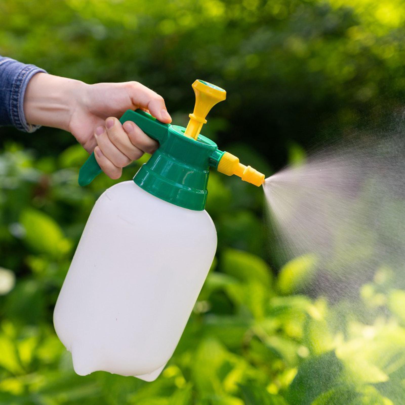 0.5 Gallon Manual Garden Sprayer Adjustable Nozzle for Home Cleaning Indoor