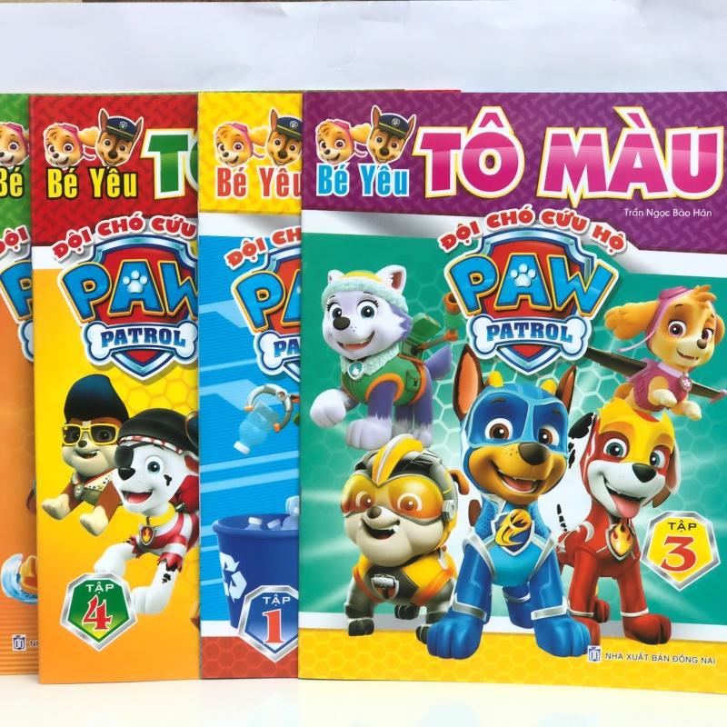 Set 4 tập/vở bé tô màu đội chó cứu hộ