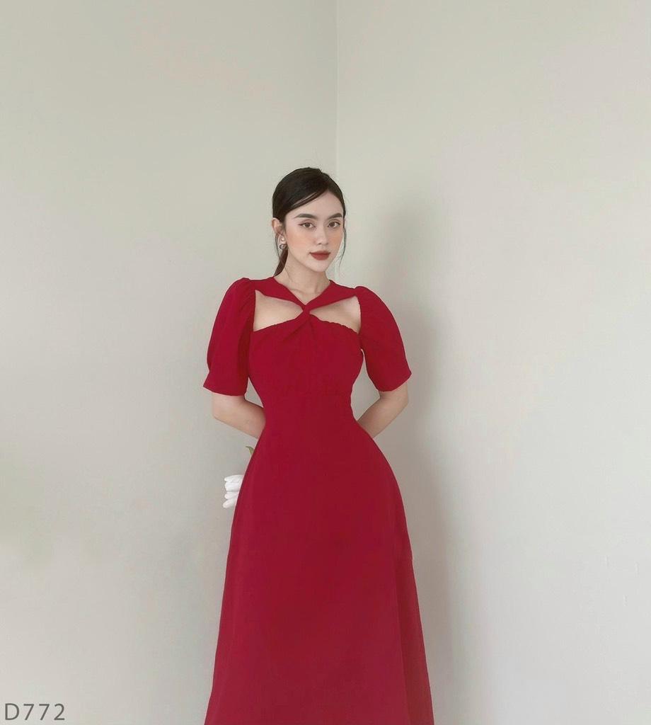 ĐẦM XOÈ XOẮN NGỰC SO HOT 11234