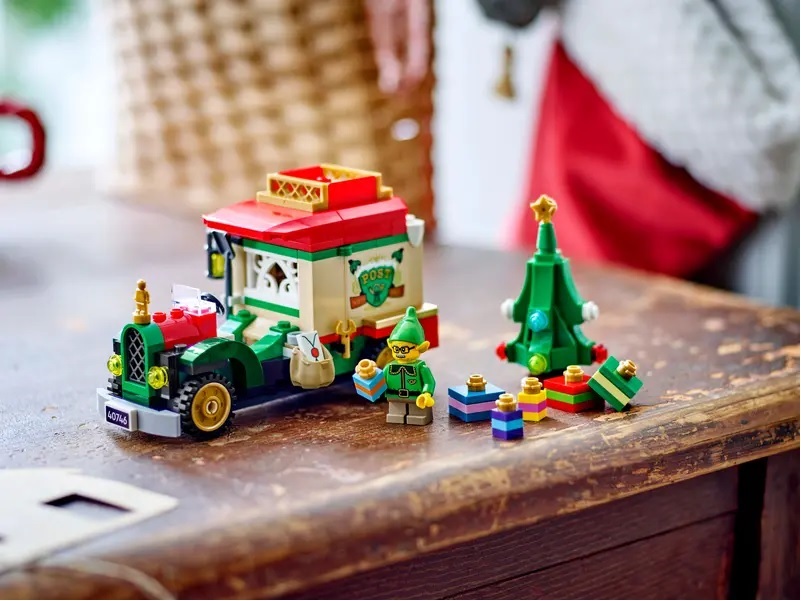 LEGO - NOEL - 40746 -  Xe Tải Giao Hàng Của Ông Già Noel (224 Chi Tiết)