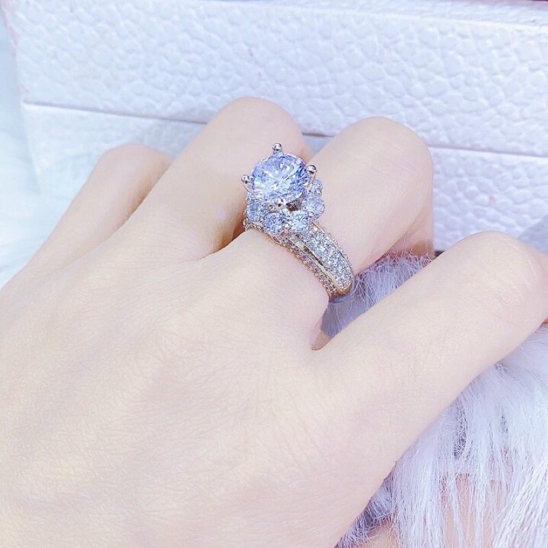 Nhẫn hột xoàn đá cao siêu sáng xi bạch kim cao cấp