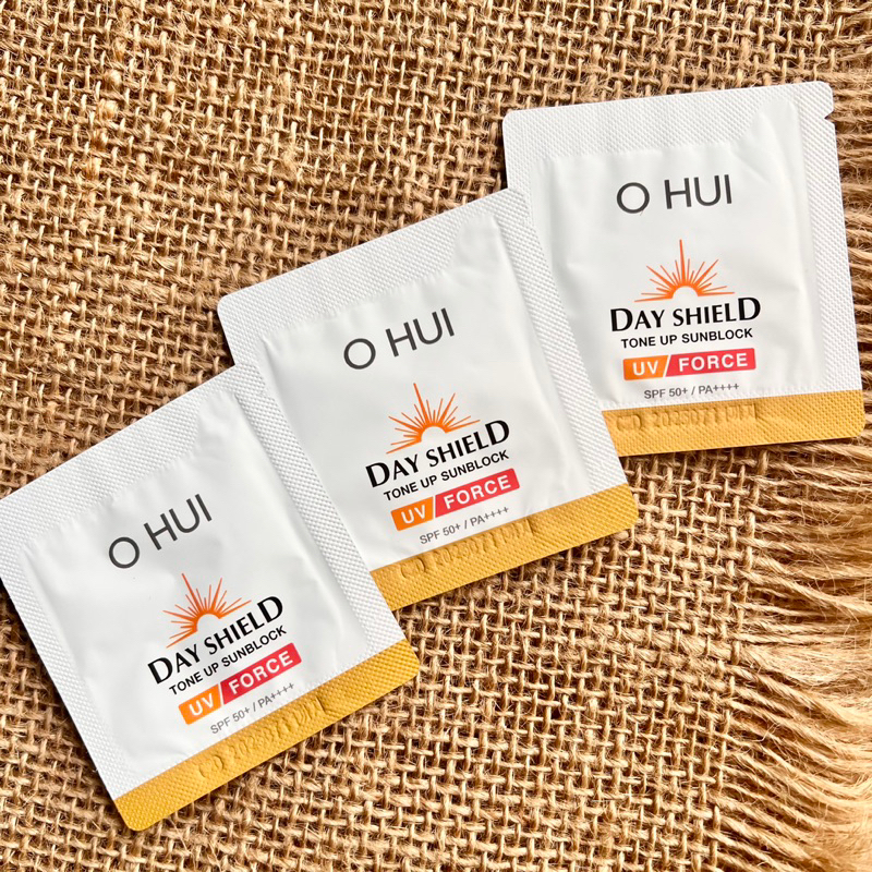 Combo 10 gói Kem Chống Nắng Ohui Day Shield Perfect Sun Tone up Sunblock UV Force SPF50+ PA++++