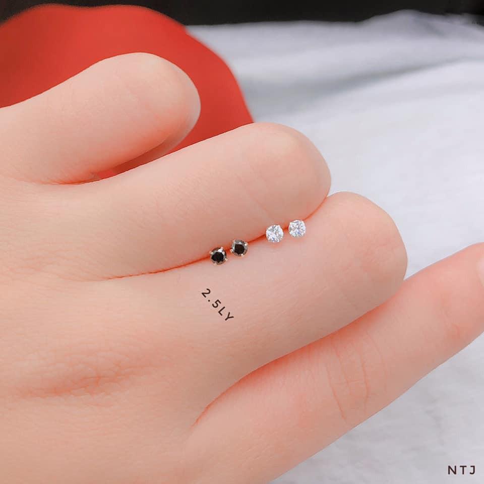 BÔNG TAI BẠC NỤ ĐÁ BÉ 2LI- NỤ 1 CHẤM