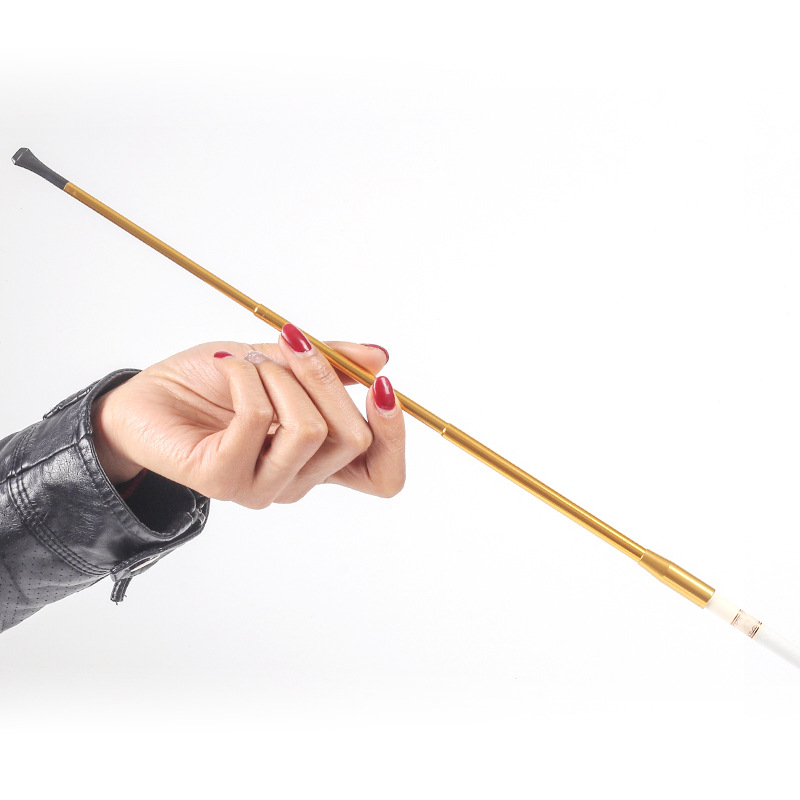 Tẩu thuốc hợp kim kiêu đơn giản rút ra và thu gọn cho nam và nữ đều sài được ( giao màu ngẫu nhiên)