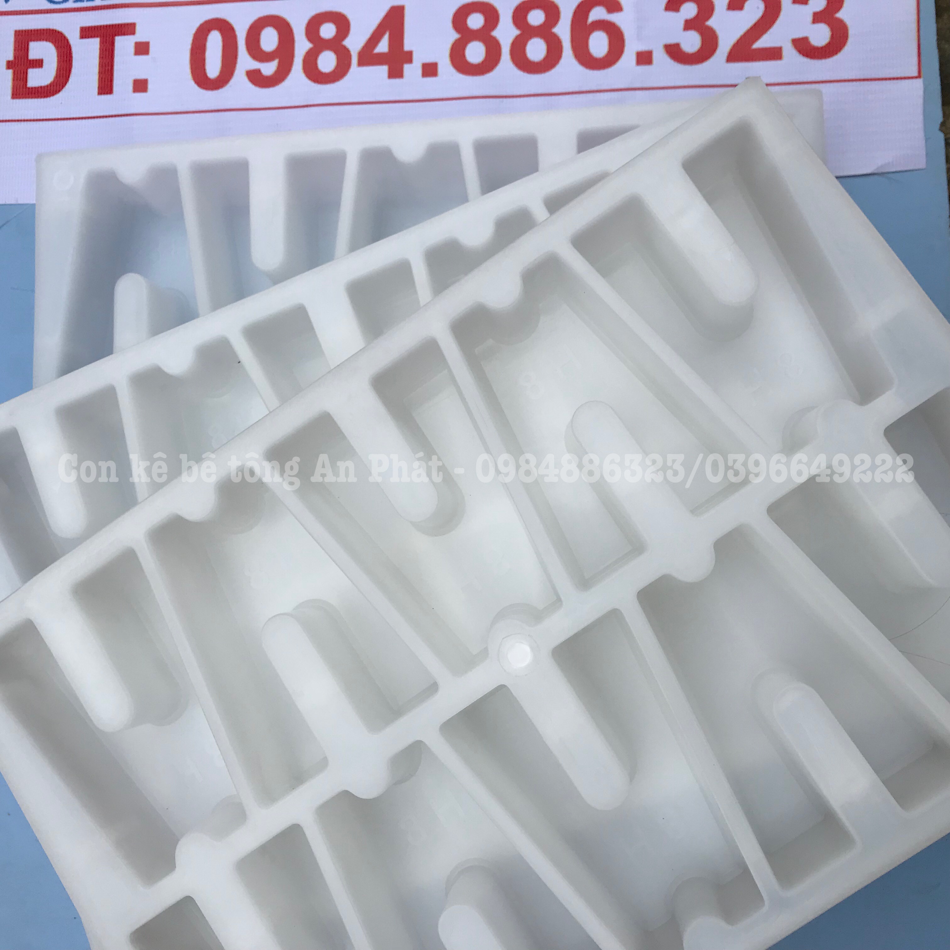 Khuôn nhựa đúc con kê bê tông H8(80mm) dùng cho thép sàn lớp trên siêu bền chất lượng tái sử dụng nhiều lần