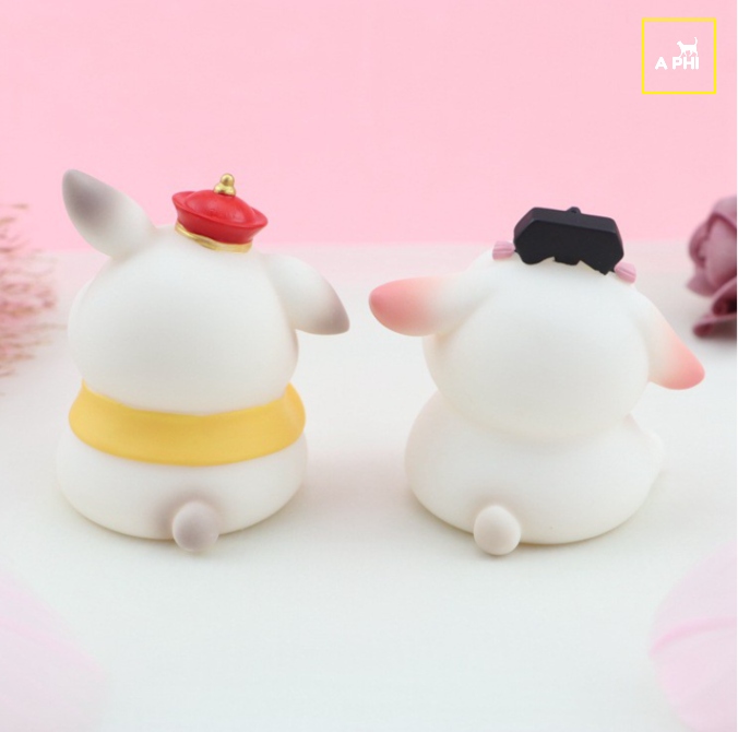 Mô hình thỏ bunny chảnh chọe đáng yêu để bàn trang trí