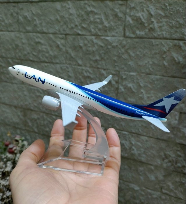 Mô hình máy bay tĩnh B737 Lan 16cm