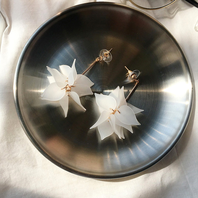 Bông tai nữ hoa giấy nữ tính