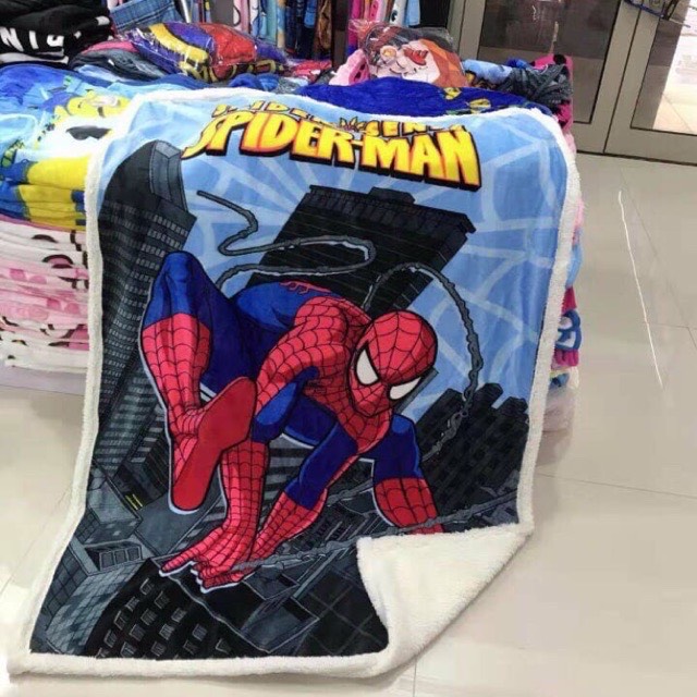 Chăn Lông Cừu Họa Tiết Ngỗ Nghĩnh Cho Bé - Spider Man