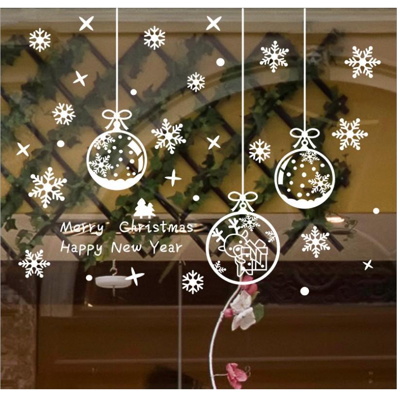Decal trang trí noel hít tĩnh điện hai mặt không dơ kính Mẫu Trái Châu