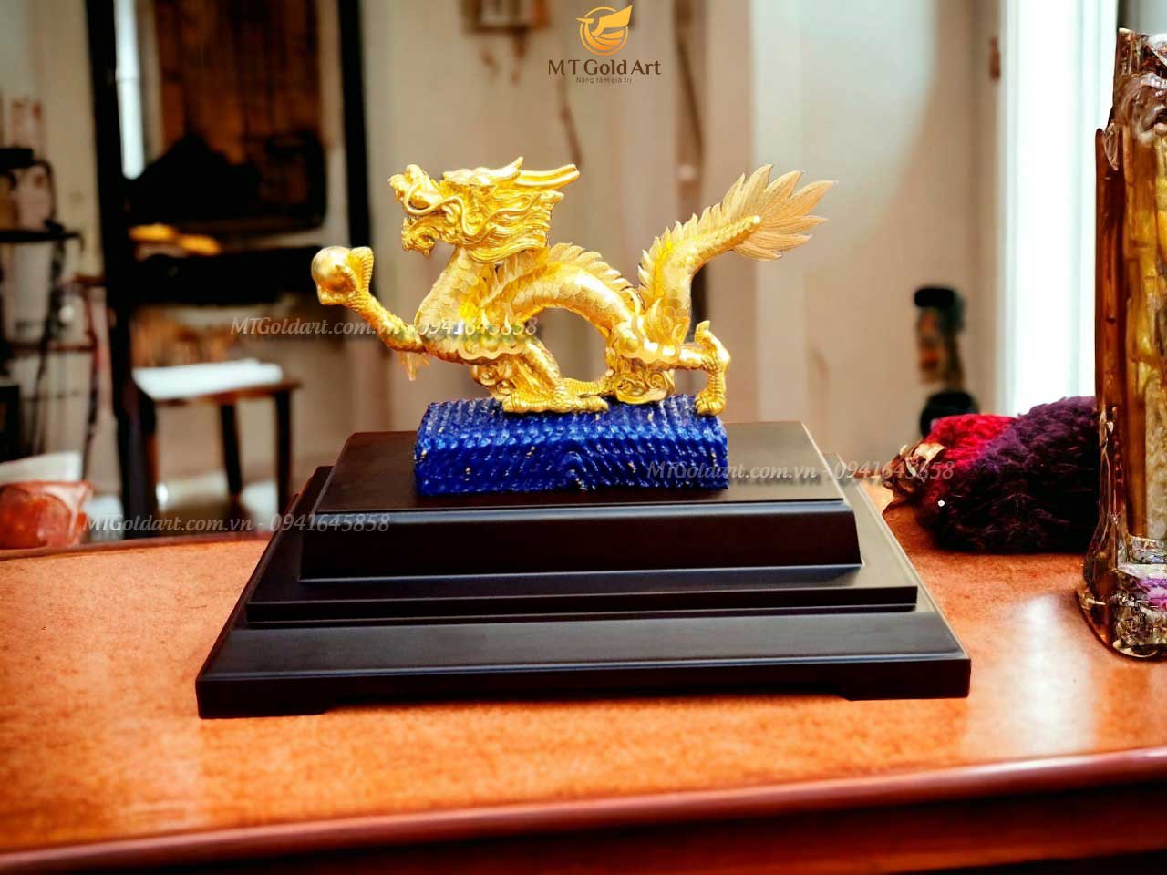 Tượng Rồng phong thủy vờn ngọc dát vàng (19x27x34cm) MT Gold Art- Hàng chính hãng, trang trí nhà cửa, phòng làm việc, quà tặng sếp, đối tác, khách hàng, tân gia, khai trương 
